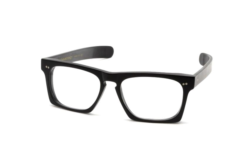 Venice W2 · Black Matte