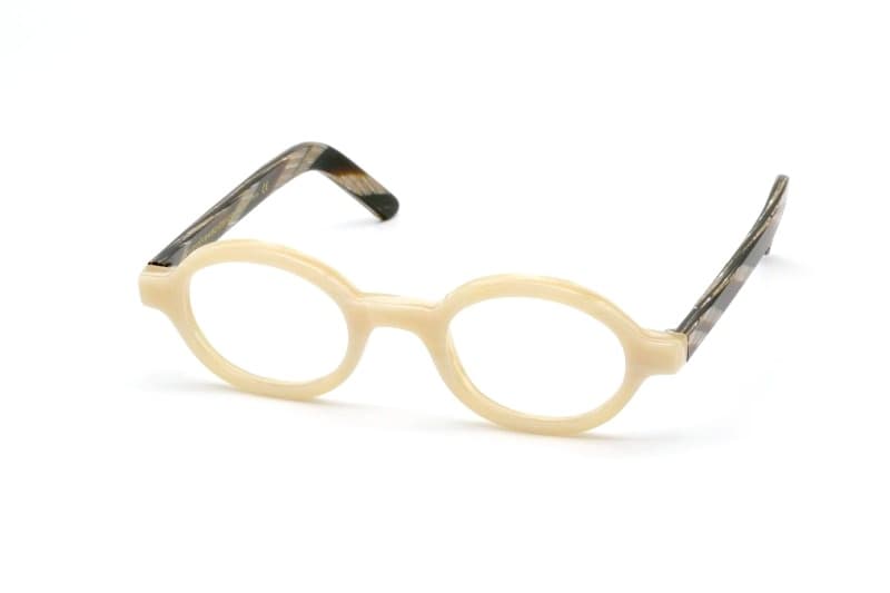 Venice 157 · Ivory Glossy
