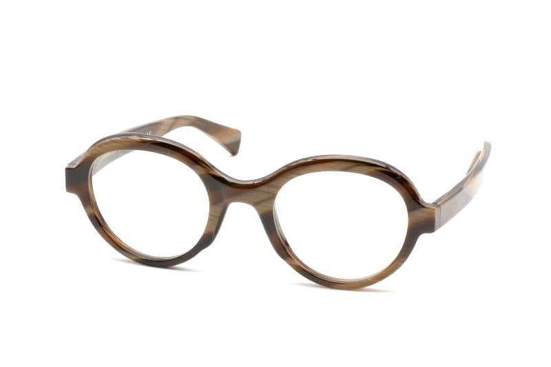 Venice 252 · Dark polished horn